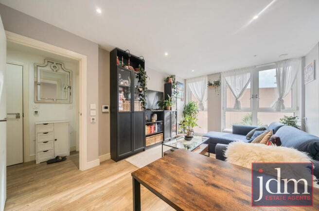 8f6013c6-7a7e-44a...