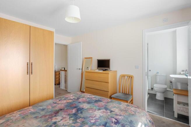 3 bed Detached for sale Image 8