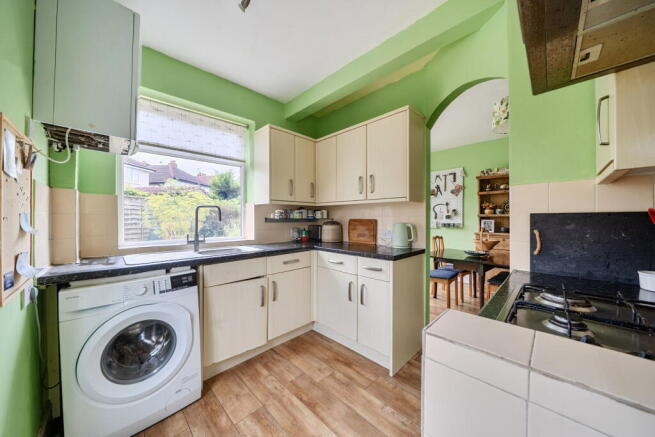 3 bed Semi-Detached for sale Image 6