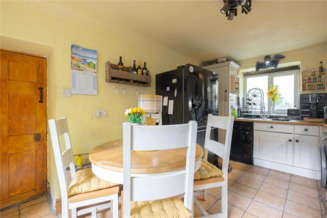 2 bed Terraced for sale Image 7