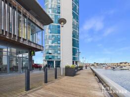 108, Marina Point West, Dock Head Road, Chatham Maritime, Chatham ME4 4ZF