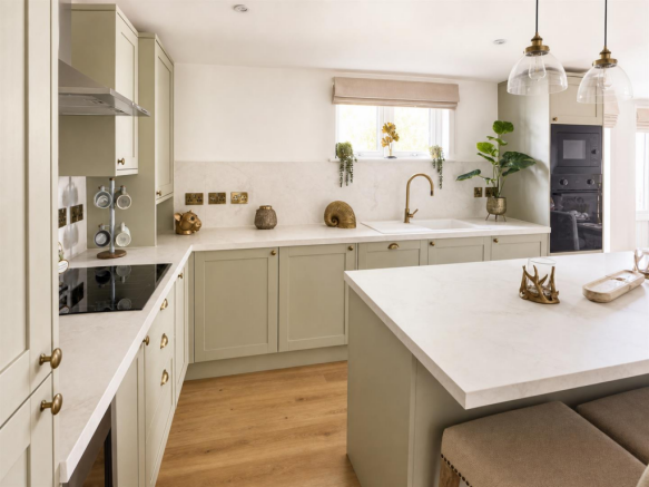 Fletchers-Farmhouse-12a-Thames-Road-5389130d-8.png