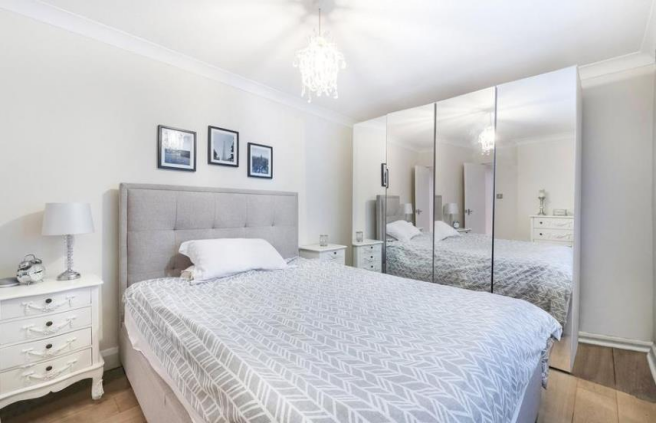 2 cornwall house 4.4 28.01 .png