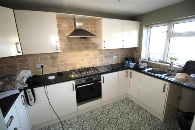 Kitchen pic.JPG