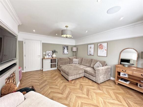 New Penkridge Road, Cannock, Staffordshire, WS11 photo 4