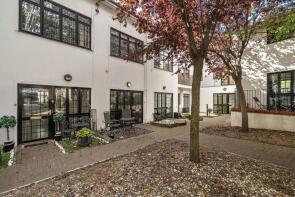 8, Crown Court, Berryman's Lane, London SE26 4JL