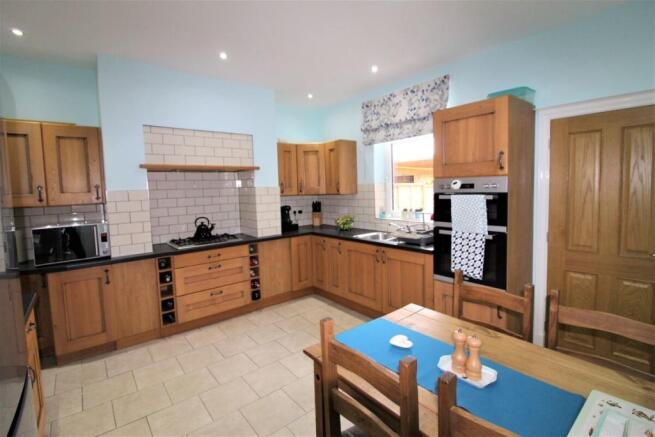 Dining Kitchen