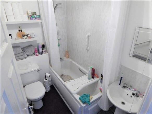 Photo 11
