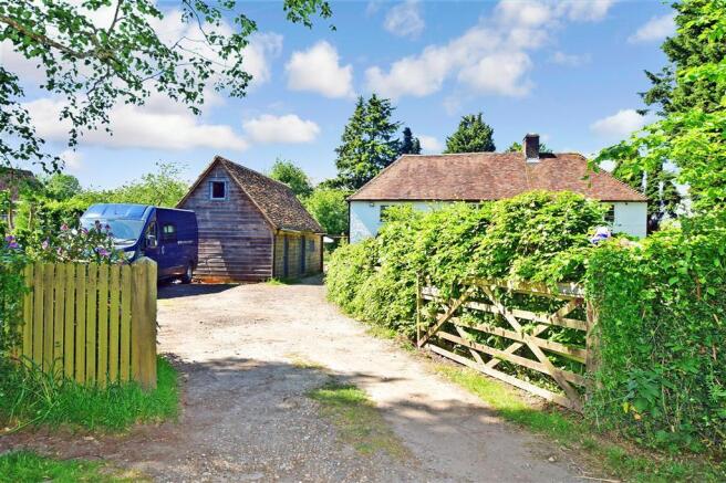Driveway/Parking
