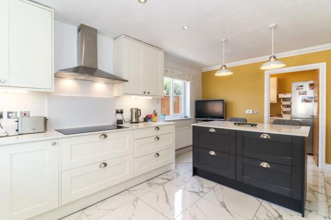 Kitchen/Breakfast