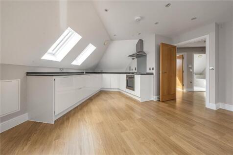 Kingston Road, New Malden, KT3