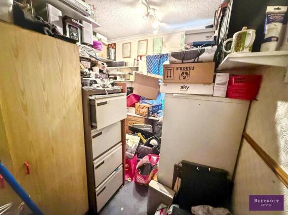 3 bed Semi-Detached for sale Image 10