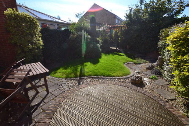 Photo 12
