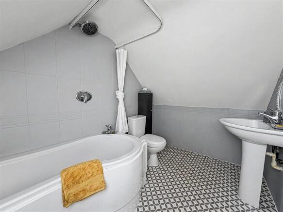 Bedroom One en-suite