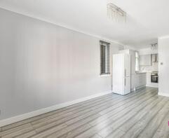 29, Canberra Close, Hendon, London NW4 4SZ