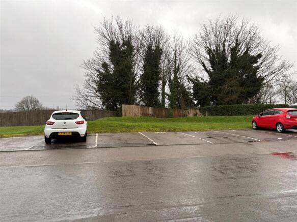 PARKING.jpg