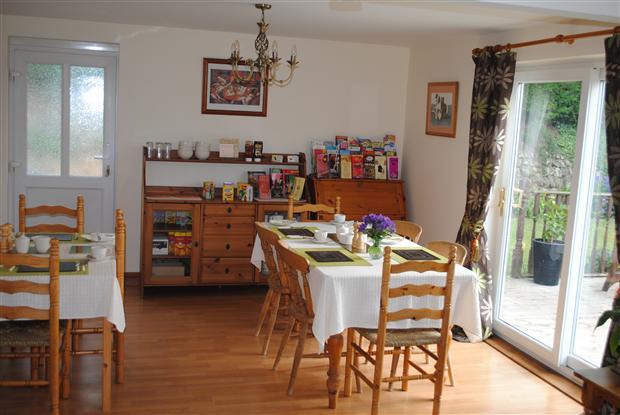 Breakfast/Family Room