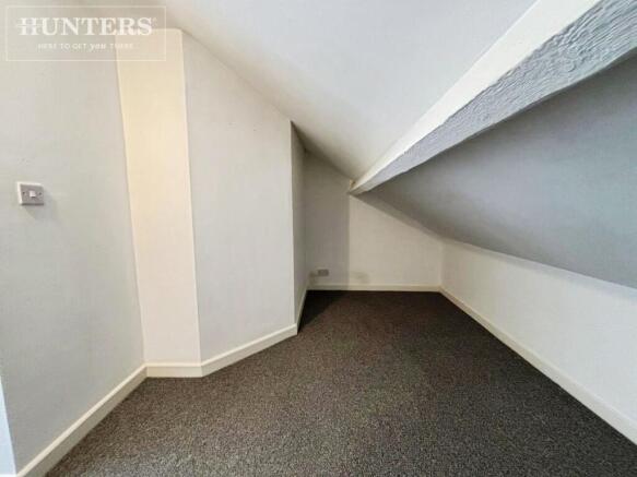 3 bed Terraced for sale Image 11