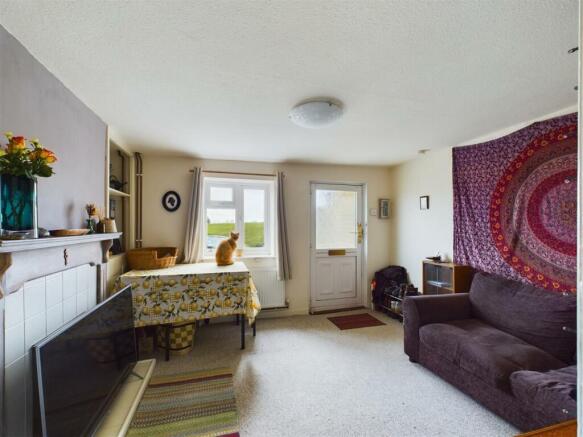 CAM02541G0-PR0101-STILL002.jpg