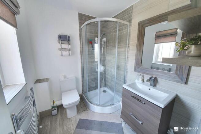 Master bedroom Ensuite