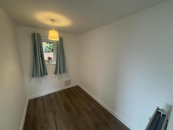 1 bed Bungalow to rent Image 4
