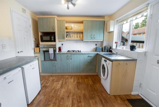 2 bed Terraced for sale Image 4