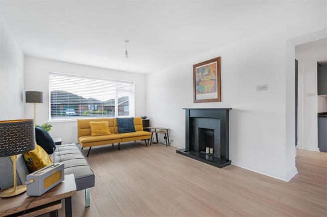 Lounge / Dining Room
