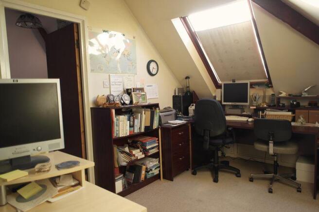 Photo 12