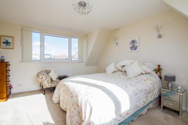 Master Bedroom.jpg