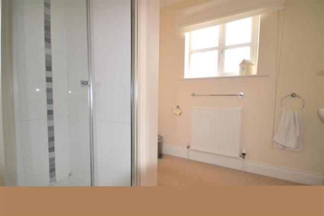 B2 En Suite