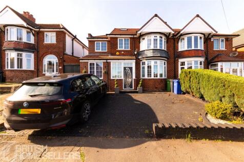 Summerfields Avenue, Halesowen, West Midlands, B62