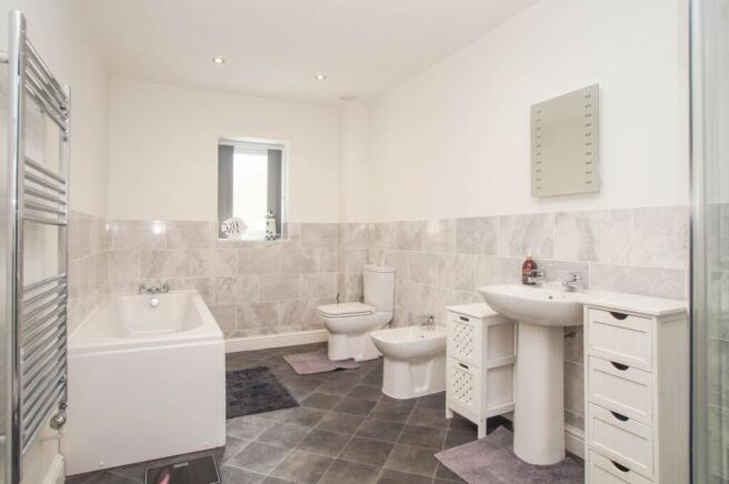 Five Piece Bathroom