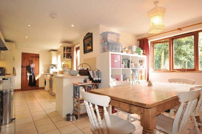 Kitchen/Dining Room