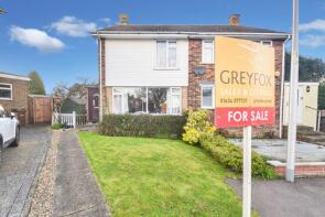 25, Sunnyfields Close, Rainham, Gillingham ME8 9HW