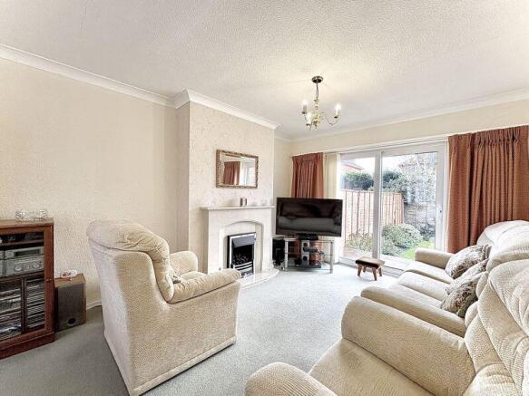 LOUNGE AREA