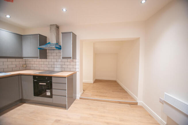 1 bed Flat to rent Image 6