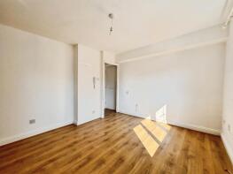 256, Russet House, Falcon Avenue, Grays RM17 6SF