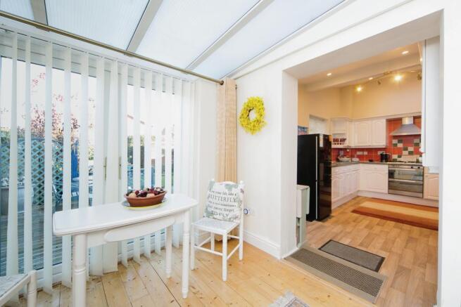 Kitchen/Garden Room