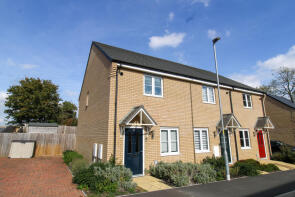 49, Lyne Walk, Hackleton NN7 2BW