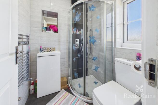 3 bed Terraced for sale Image 8