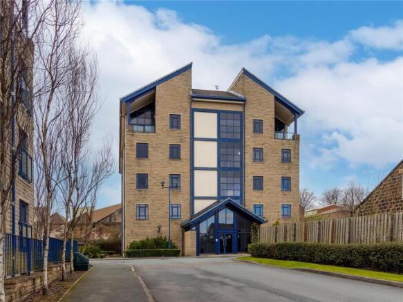 2 bed Apartment for sale Image 4