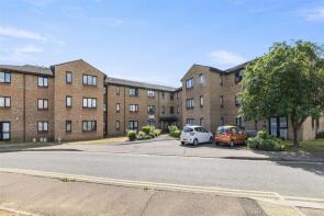 39, Verona Close, Uxbridge UB8 2LJ