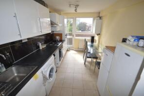 63, Coatbridge House, Carnoustie Drive, London N1 0DX