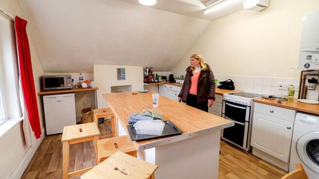 5TF-Kitchen.jpg