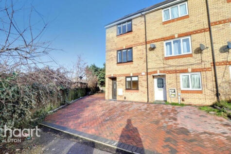 Dunraven Avenue, Luton