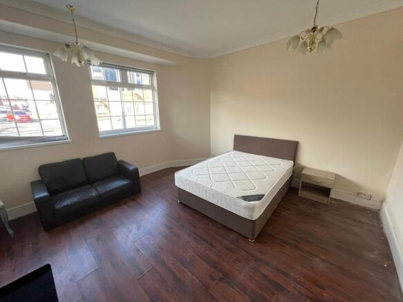 77 ladysmith room 2