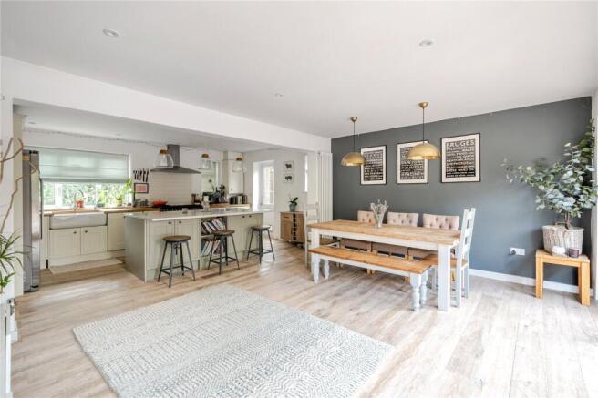 Kitchen/Dining