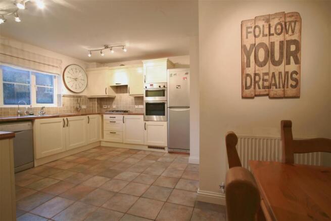 Kitchen/Breakfast Ro