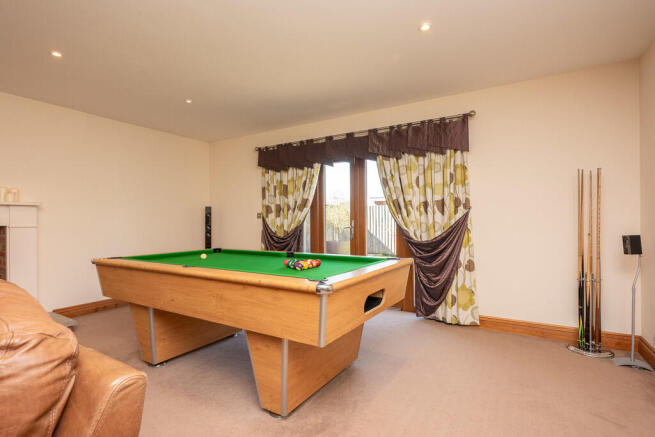 ThePaddock,HoltRo...