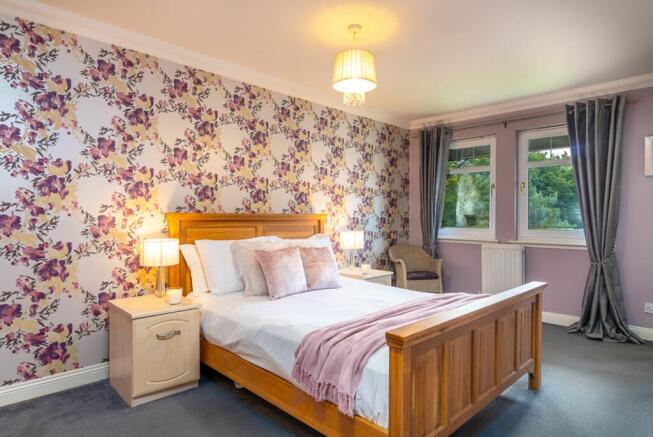 Principal bedroom